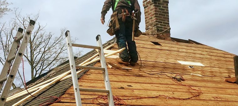 Installing durable roofs on homes in San Francisco