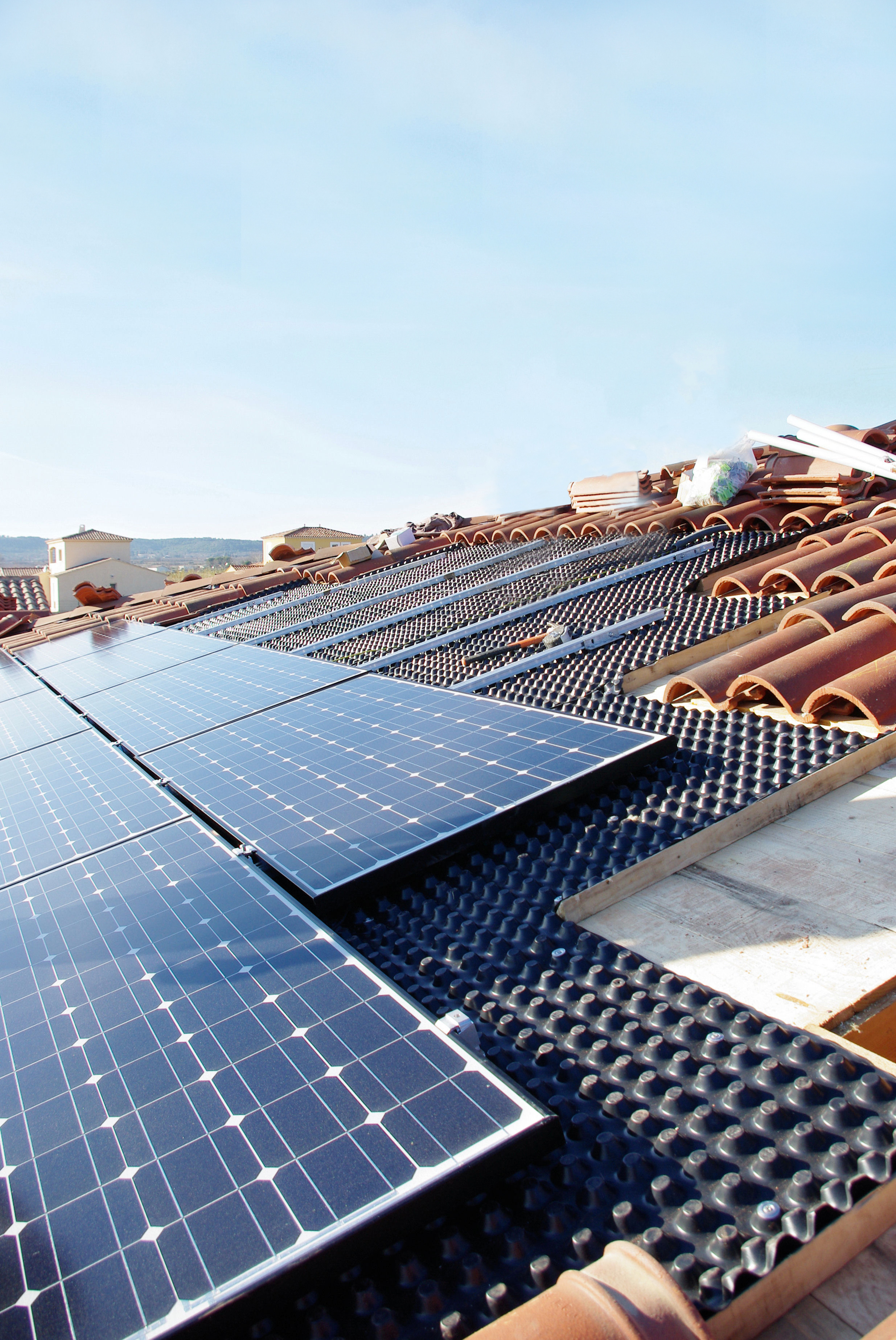 Should You Replace Your Roof Before Getting Solar Panels For Your Home Semper Solaris