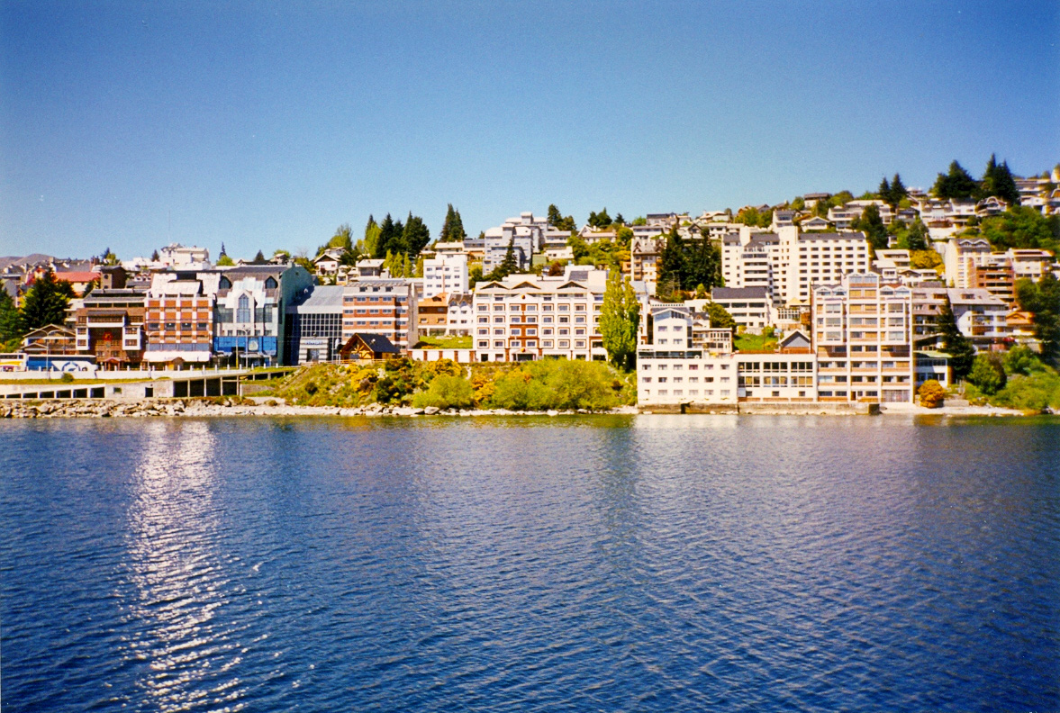 Lakeside is a beautiful and tranquil place to live