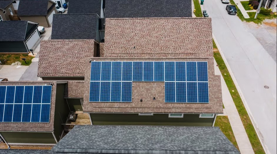 how big should a battery storage be